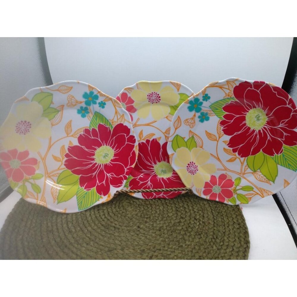 Better Homes & Gardens Scalloped Floral Melamine Dinner Plates Set Of 4- 8"